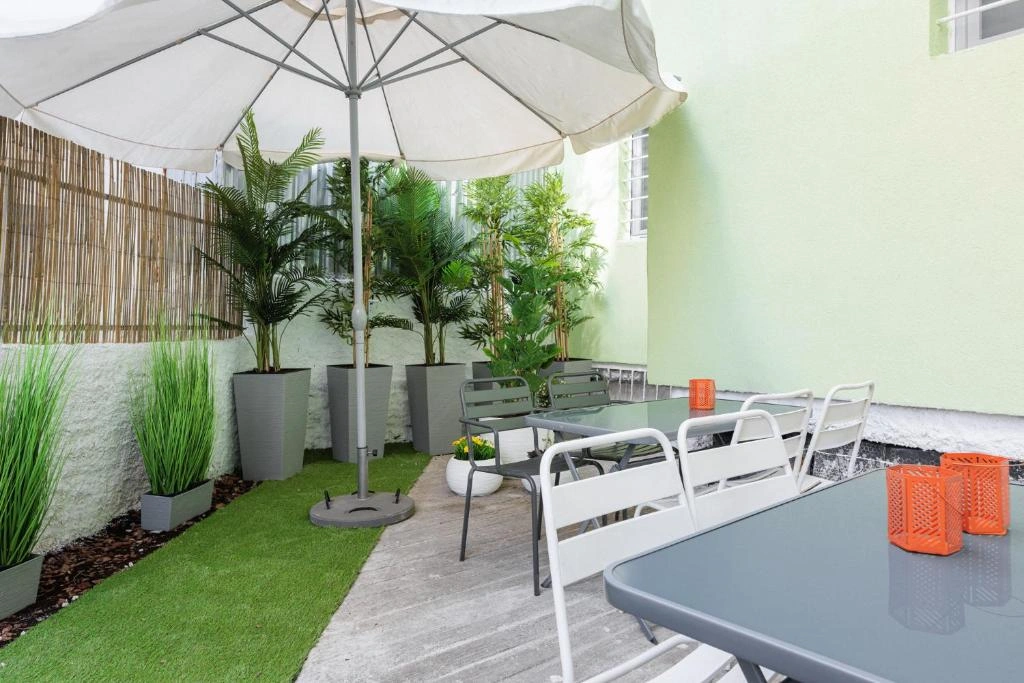 Δωμάτια στη Θεσσαλονίκη 4 Garden Suites