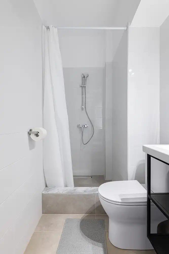 Garden Suites Bathroom