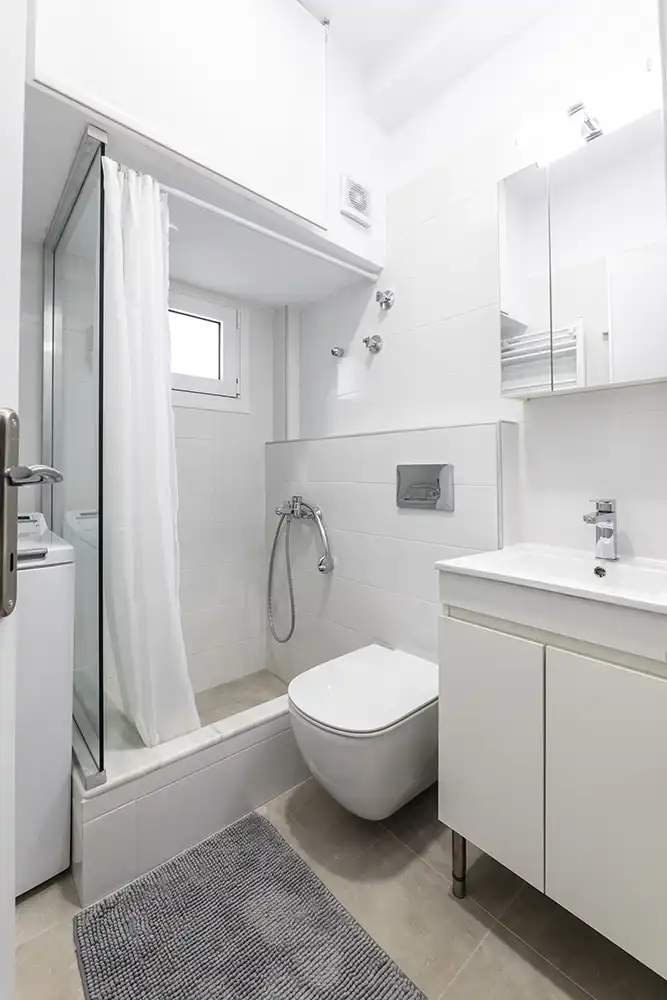 Kyprou 3 Bathroom