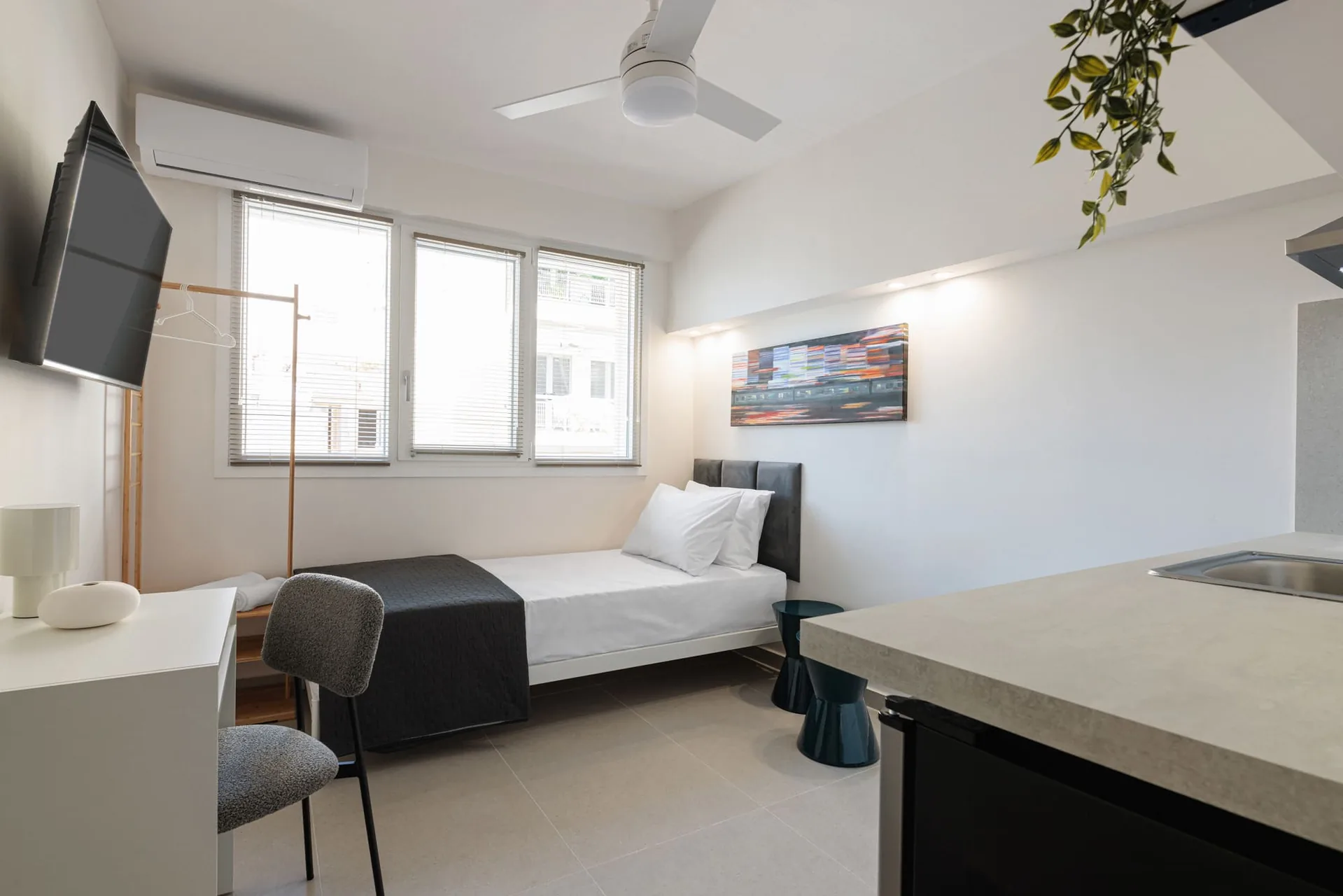 Single Studio — Local Homes Thessaloniki